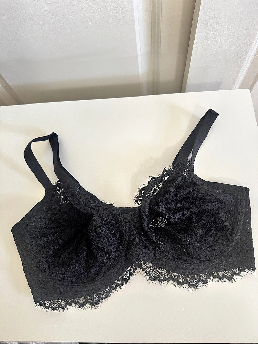 HSIA All-Over Floral Lace Unlined Minimizer Bra Black 34DDD